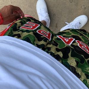 Meet your Posher, Troy